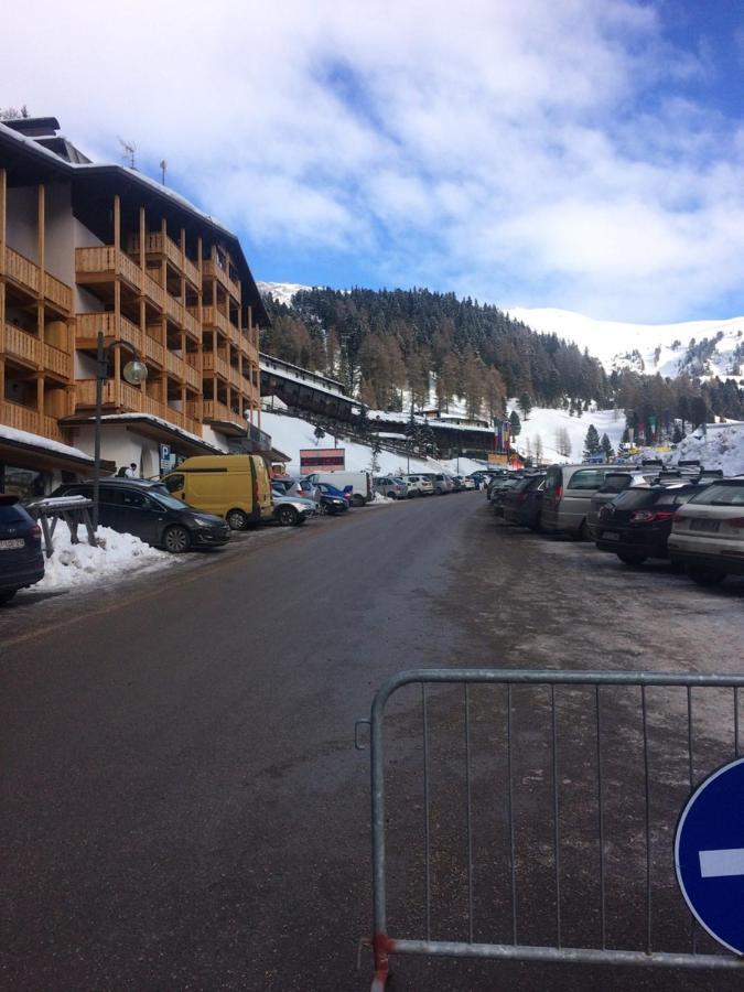 Casa A Pie Di Pista Apartment Tesero Bagian luar foto